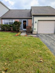 201 Bingham Circle, Mundelein, IL 60060