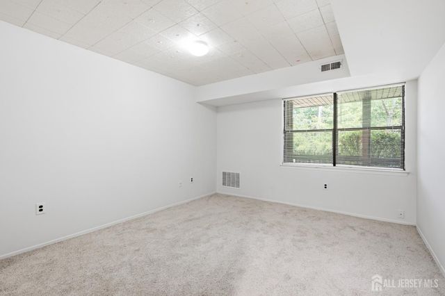 1913 Raspberry Court, Edison, NJ 08817