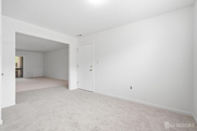 1913 Raspberry Court, Edison, NJ 08817