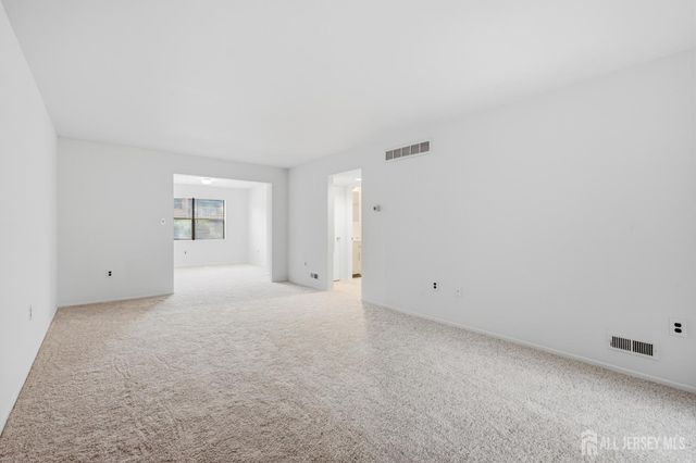 1913 Raspberry Court, Edison, NJ 08817
