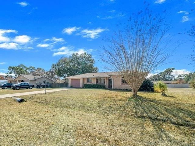 543 SILVER COURSE COURT, Ocala, FL 34472