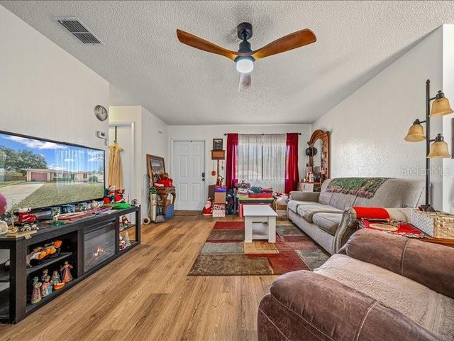 543 SILVER COURSE COURT, Ocala, FL 34472