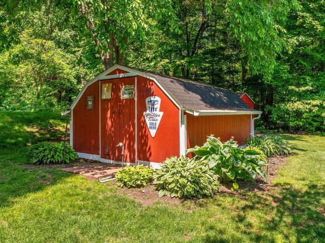 N6814 Sugarbush ROAD, Glenbeulah, WI 53023
