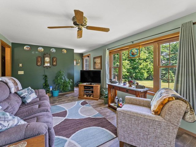 N6814 Sugarbush ROAD, Glenbeulah, WI 53023