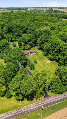 N6814 Sugarbush ROAD, Glenbeulah, WI 53023