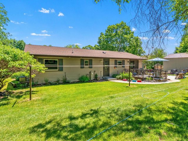 N6814 Sugarbush ROAD, Glenbeulah, WI 53023