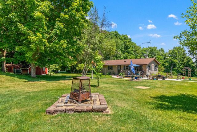 N6814 Sugarbush ROAD, Glenbeulah, WI 53023