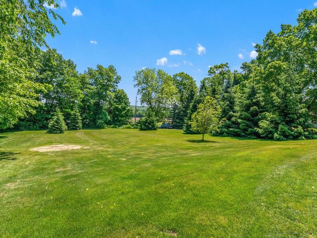 N6814 Sugarbush ROAD, Glenbeulah, WI 53023