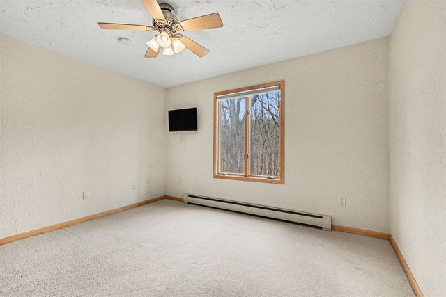 9480 M Avenue, Kalamazoo, MI 49009
