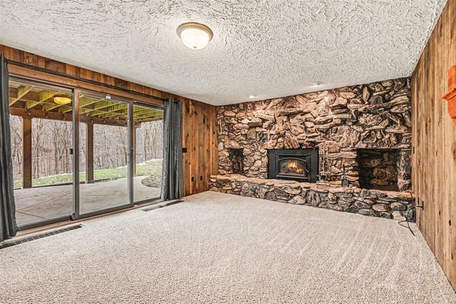 9480 M Avenue, Kalamazoo, MI 49009
