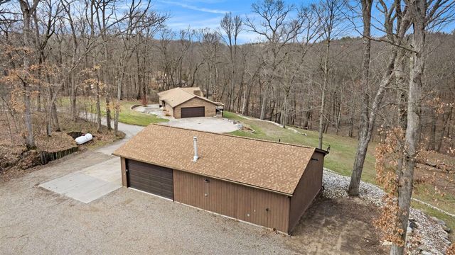 9480 M Avenue, Kalamazoo, MI 49009