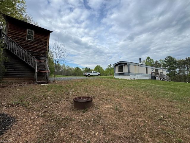 228 Red Maple Lane, Claudville, VA 24076