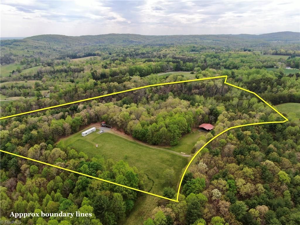 228 Red Maple Lane, Claudville, VA 24076