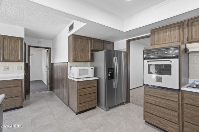 10134 W SIGNAL BUTTE Circle, Sun City, AZ 85373