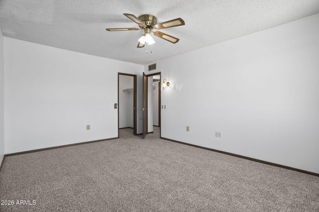 10134 W SIGNAL BUTTE Circle, Sun City, AZ 85373