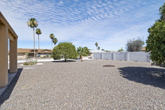 10134 W SIGNAL BUTTE Circle, Sun City, AZ 85373