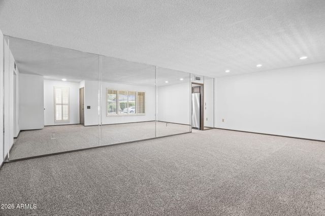 10134 W SIGNAL BUTTE Circle, Sun City, AZ 85373