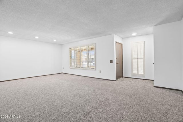 10134 W SIGNAL BUTTE Circle, Sun City, AZ 85373