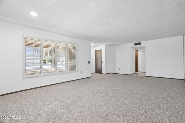 10134 W SIGNAL BUTTE Circle, Sun City, AZ 85373