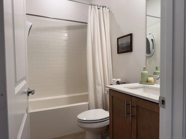 426 Carina Glen, Escondido, CA 92025