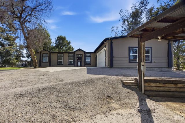 12147 Cliff Avenue, Bakersfield, CA 93306