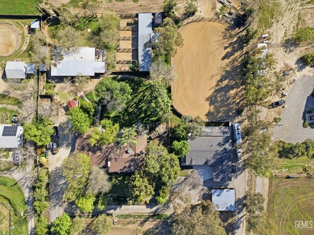 12147 Cliff Avenue, Bakersfield, CA 93306