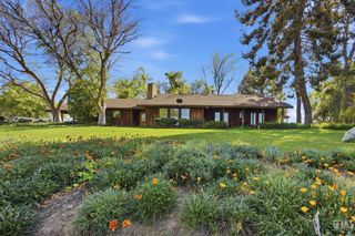 12147 Cliff Avenue, Bakersfield, CA 93306