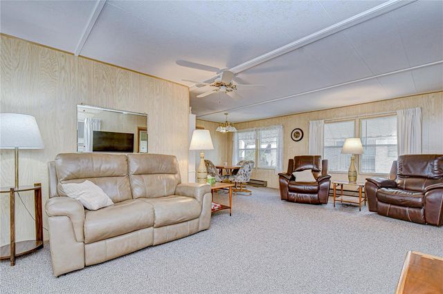 6128 RIDGEWOOD DRIVE, Zephyrhills, FL 33542