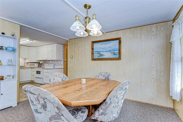 6128 RIDGEWOOD DRIVE, Zephyrhills, FL 33542