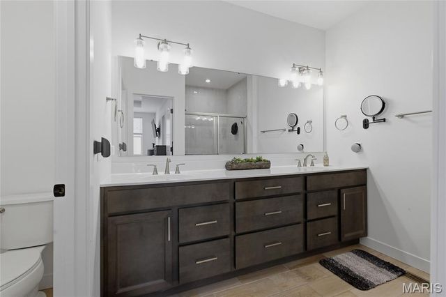 8924 Gateway Circle, Richmond Heights, MO 63144