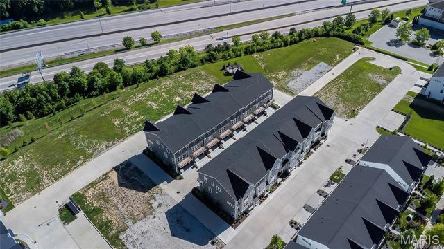 8924 Gateway Circle, Richmond Heights, MO 63144