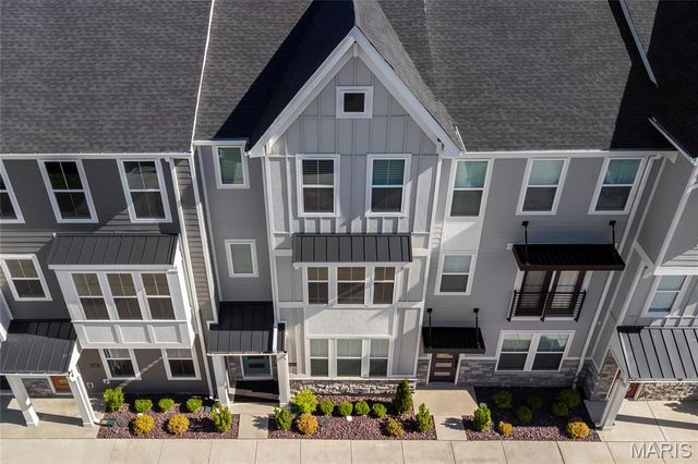 8924 Gateway Circle, Richmond Heights, MO 63144