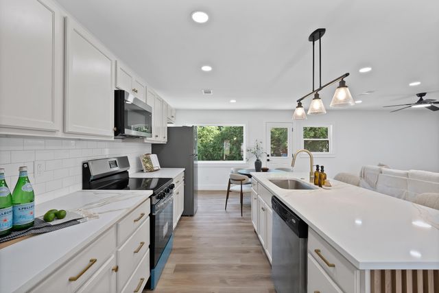132 Yorkshire Drive, Cedar Hill, TX 75104