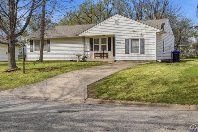2113 SE Swygart ST, Topeka, KS 66605