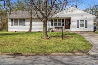2113 SE Swygart ST, Topeka, KS 66605