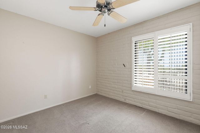 4390 N Camino Vinorama, Tucson, AZ 85750
