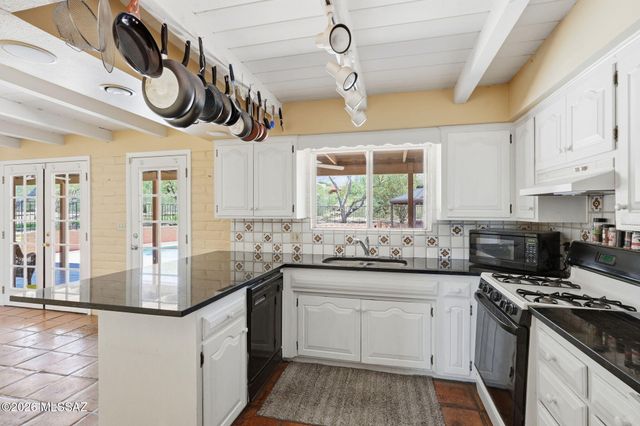 4390 N Camino Vinorama, Tucson, AZ 85750