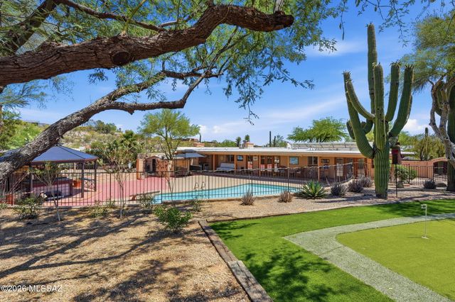4390 N Camino Vinorama, Tucson, AZ 85750