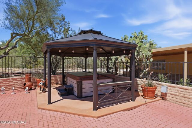 4390 N Camino Vinorama, Tucson, AZ 85750