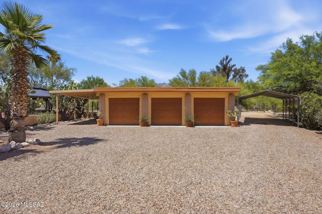 4390 N Camino Vinorama, Tucson, AZ 85750
