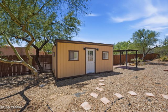 4390 N Camino Vinorama, Tucson, AZ 85750