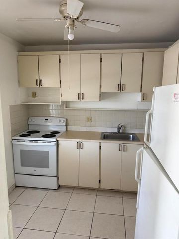 7205 W Atlantic Boulevard, Margate, FL 33063