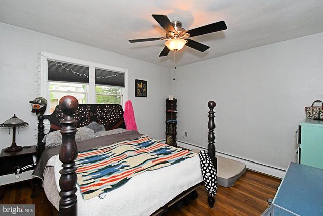 50 TRUMBAUERSVILLE RD, Quakertown, PA 18951