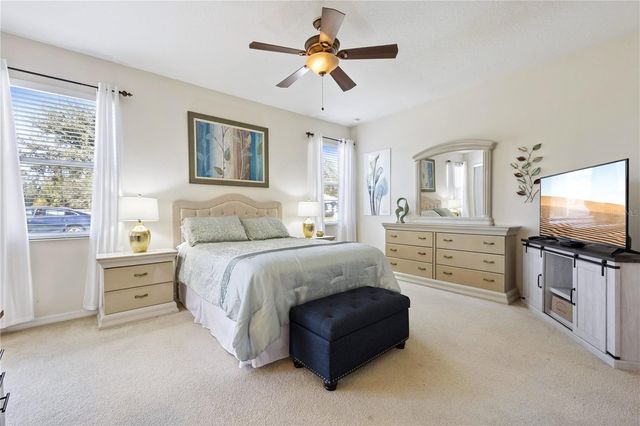 5921 CANDLE GLOW PLACE, Leesburg, FL 34748