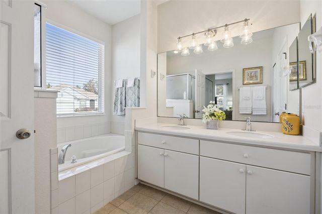 5921 CANDLE GLOW PLACE, Leesburg, FL 34748