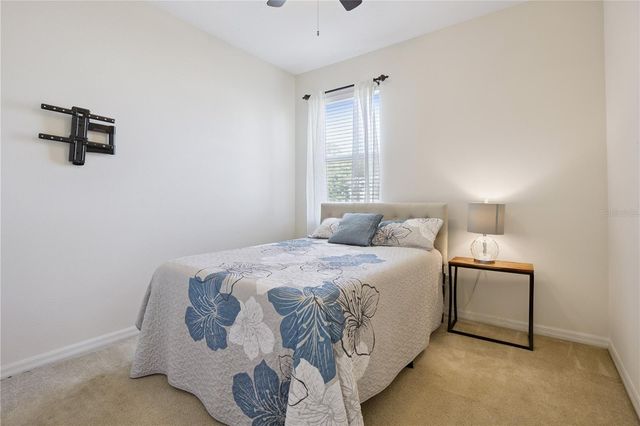 5921 CANDLE GLOW PLACE, Leesburg, FL 34748