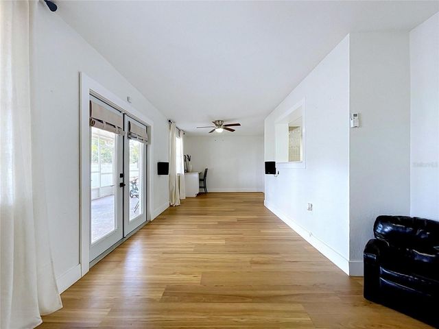 5520 FULMAR DRIVE, Tampa, FL 33625