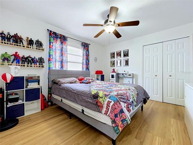 5520 FULMAR DRIVE, Tampa, FL 33625