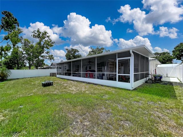 5520 FULMAR DRIVE, Tampa, FL 33625