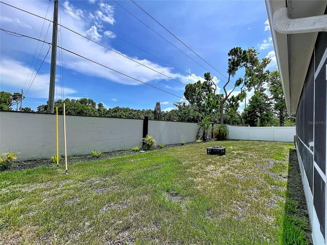 5520 FULMAR DRIVE, Tampa, FL 33625